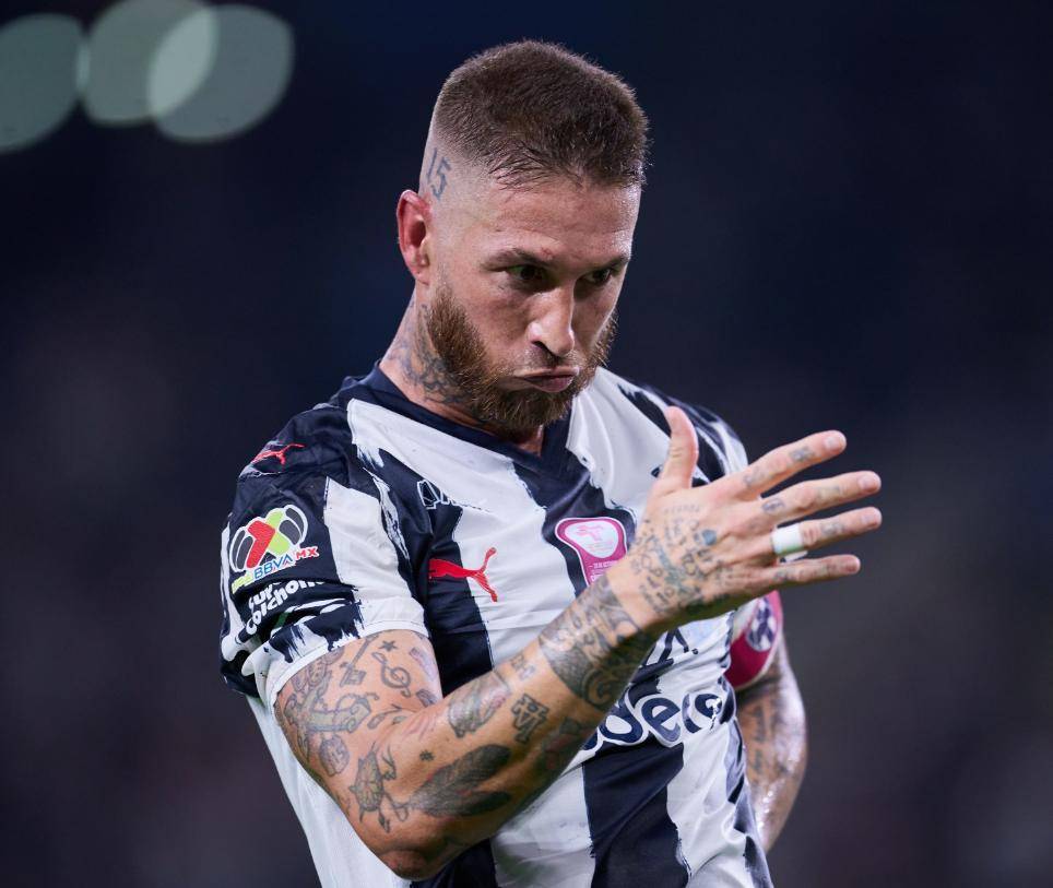 皇马传奇重逢！39岁水爷点射破门